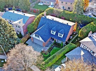 22 Elkpath Ave, Toronto, ON M2L2W1