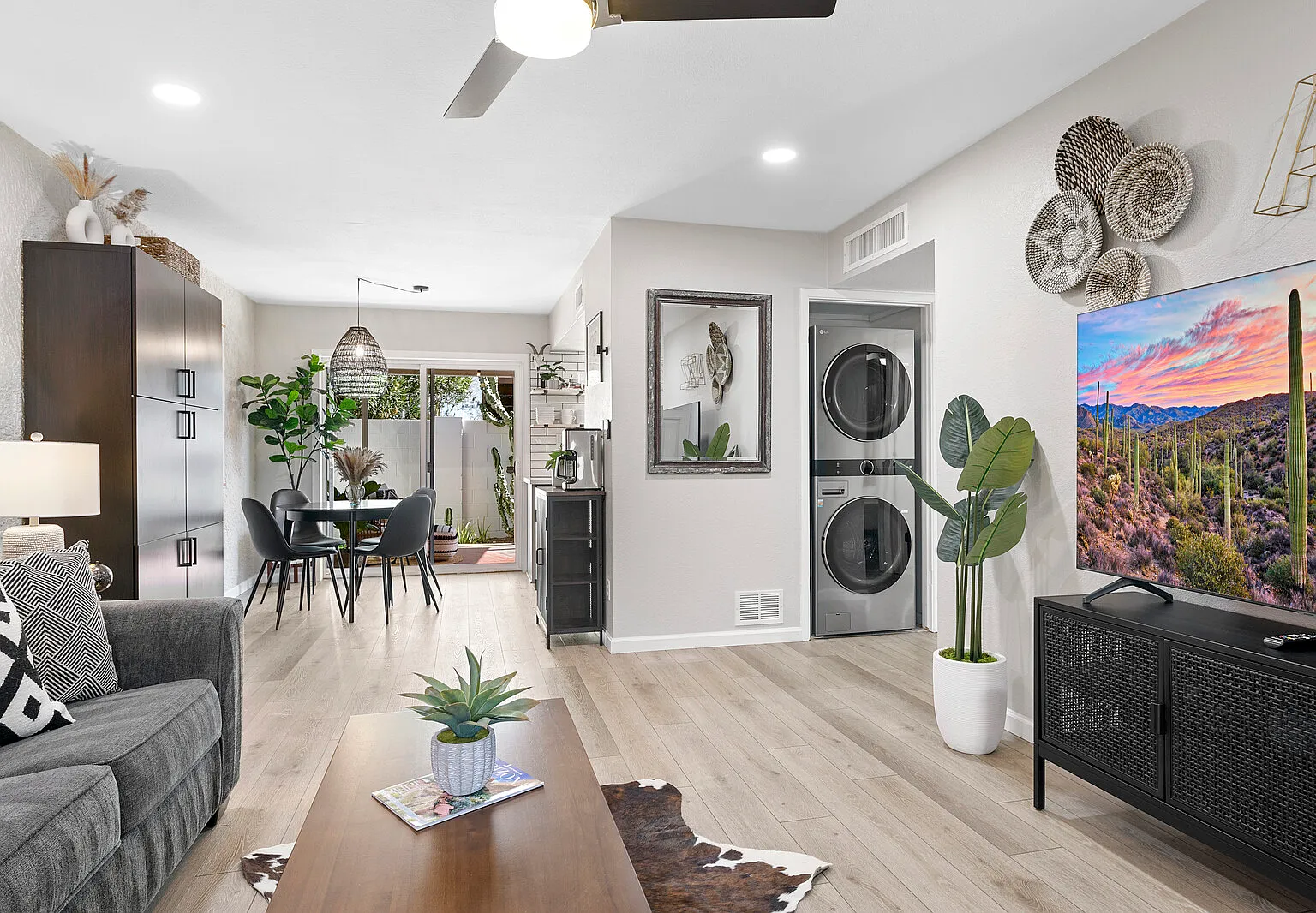 2 bed, 782 sqft, $2,500 — Photo 4