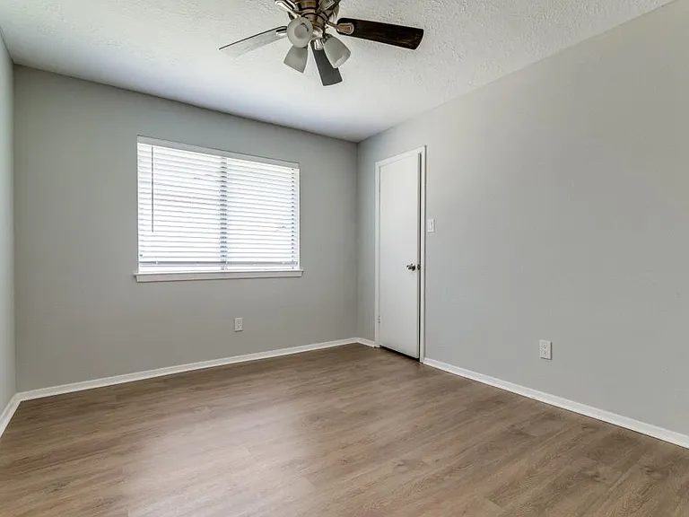 7218 Ridgeberry Dr — Photo 23