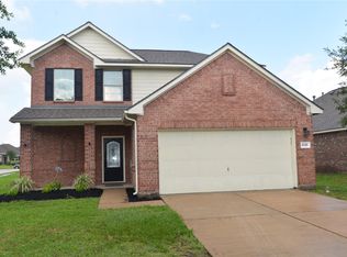 6718 Poplar Bend Ln, Dickinson, TX 77539