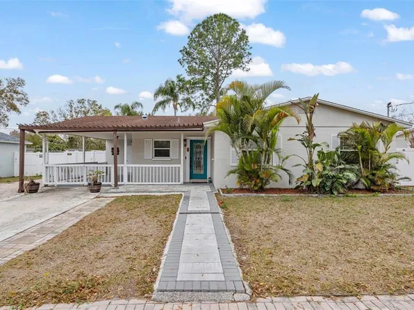 15204 Monet Dr, Tampa, FL 33613