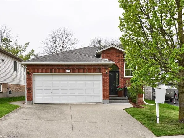 20 Kent St, Cambridge, ON N1S 5B2