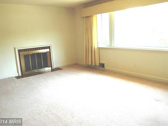 2nd image of 7113 Murray Ln