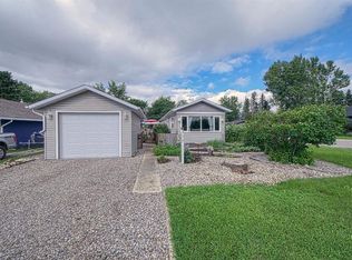 300 E Twin Cities Dr, Longview, AB T0L1H0