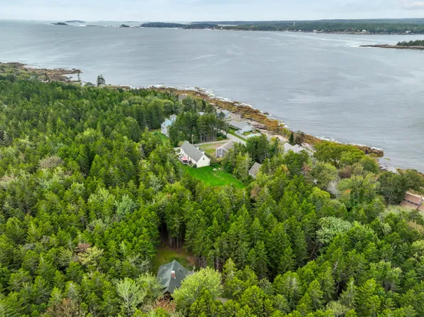 9 Sagamore Trail, Bristol, ME 04554