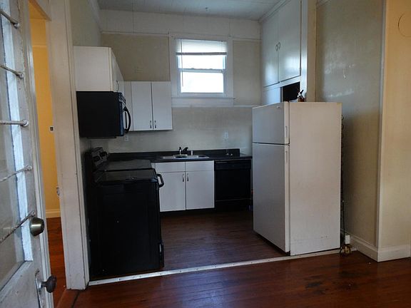 5th image of 816 Arabella St #B