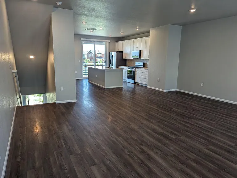 1922 W 165th Way — Photo 14