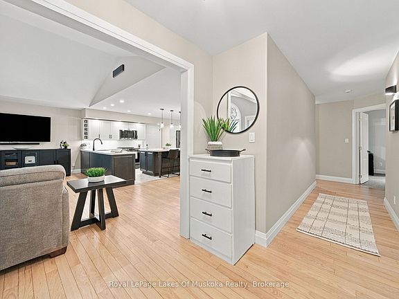 5th image of 1002 Joseph Pl