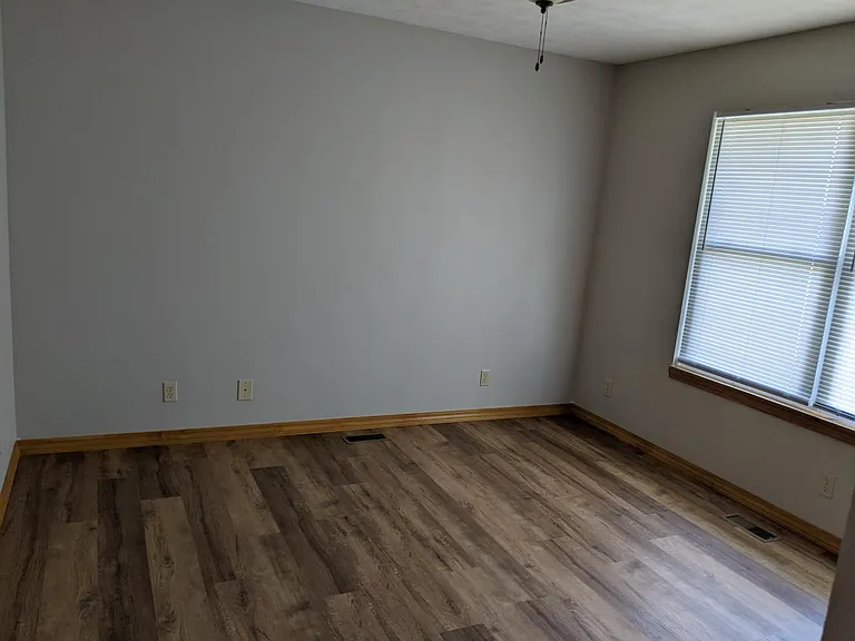 658 Aster Rd — Photo 7