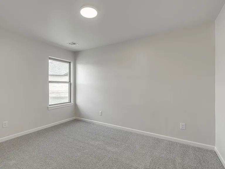12001 Nw Expy #120THST — Photo 18