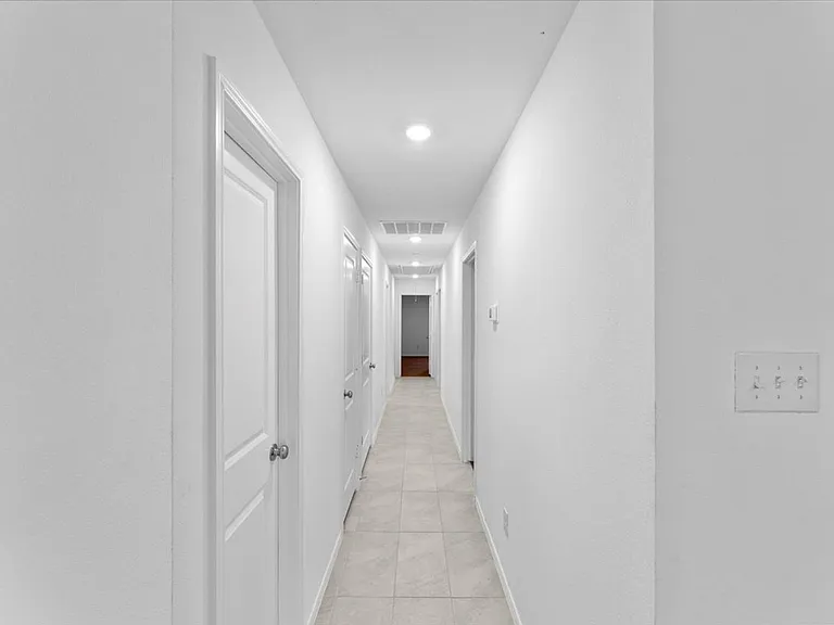 211 Herman Ln — Photo 12