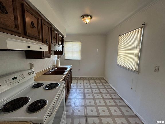 4th image of 611 W Joan Ave