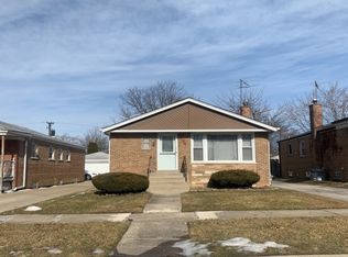 2632 W 94th Pl, Evergreen Park, IL 60805