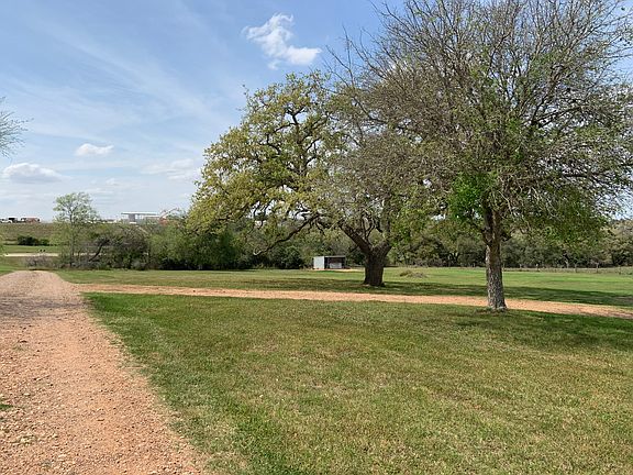 4th image of 3809 N Us Highway 183