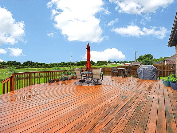 3rd image of 307 Pebble Beach Dr