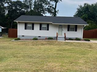 318 S Lawrence Ave, Seneca, SC 29678