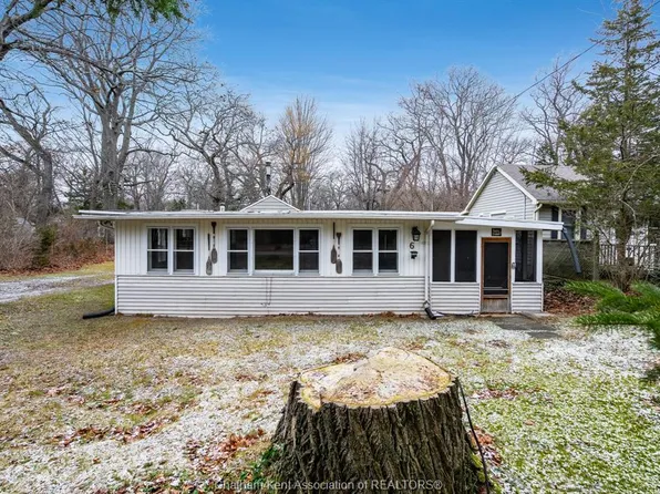 11373 Bowman Ave, Chatham Kent, ON N0P 1X0