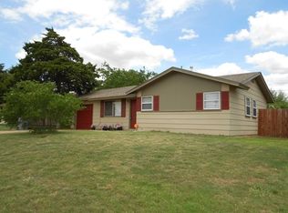 920 SW 35th St, Lawton, OK 73505