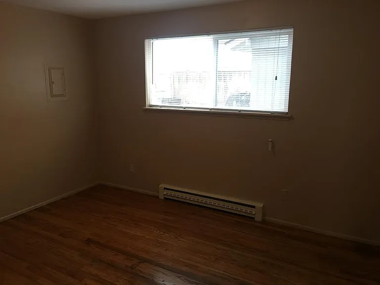 521 Avenue D #2 — Photo 5
