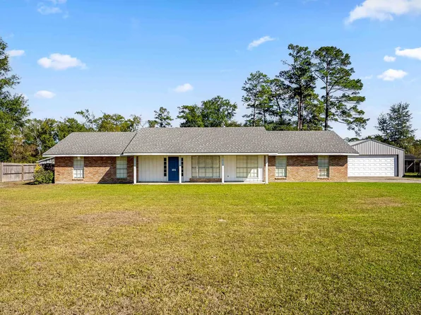 104 Caroline St, Dequincy, LA 70633