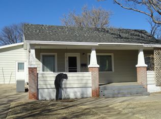 606 E 5th St, Mccook, NE 69001