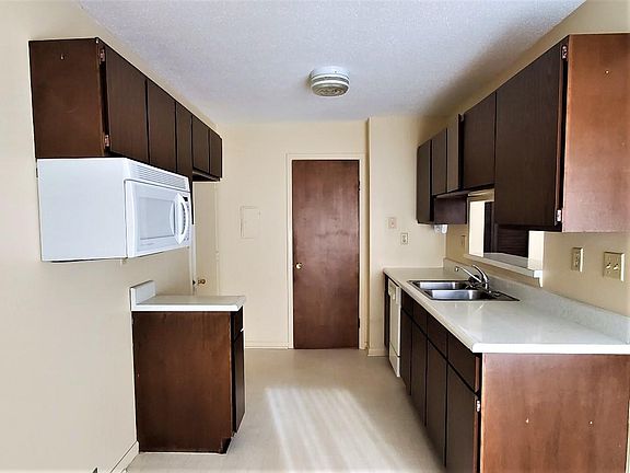 2nd image of 1284 Hobbs Dr