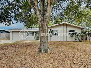 1752 Thames St, Clearwater, FL 33755