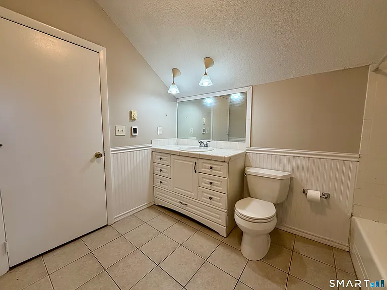 208 Main St #208 — Photo 20