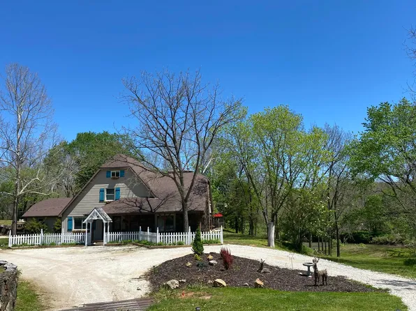 881 Mo-32, Buffalo, MO 65622