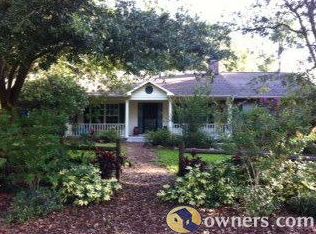 206 E Lakeview Ave, Seffner, FL 33584