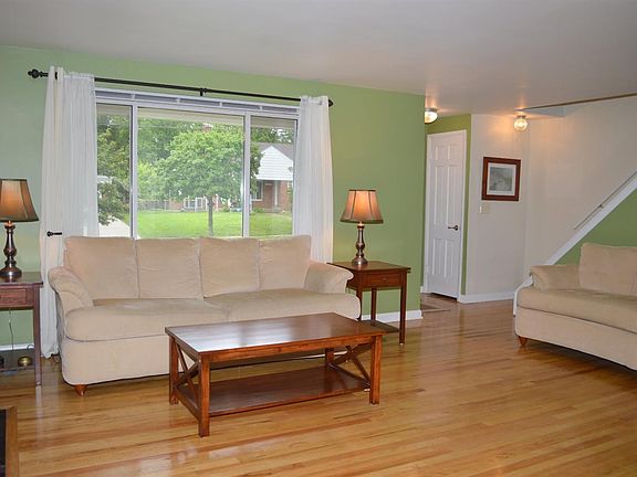4th image of 6821 Le Conte Ave