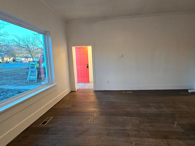 452 S Main St — Photo 20