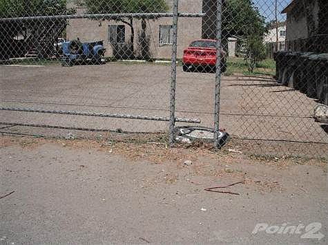 fenced back yards spacious parking yard.