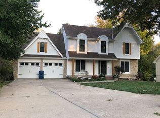 705 Kingston Dr, Liberty, MO 64068
