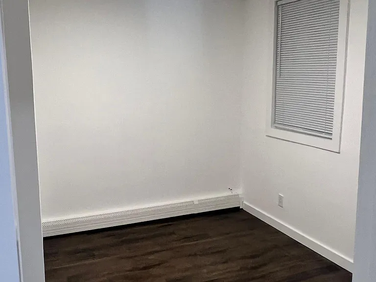 327 71st St #1C — Photo 3