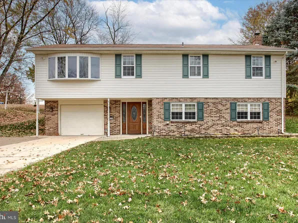 7739 Avondale Ter, Harrisburg, PA 17112