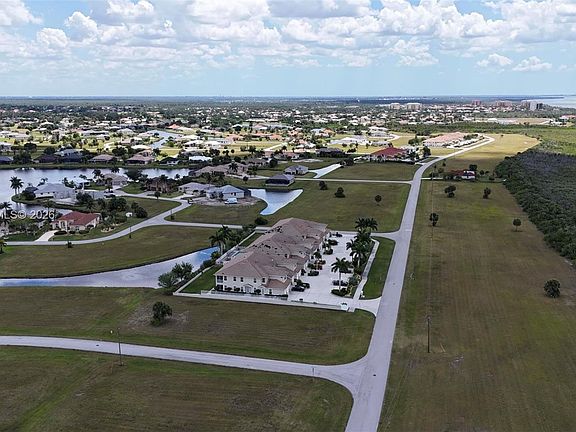 2nd image of 17285 Acapulco Rd