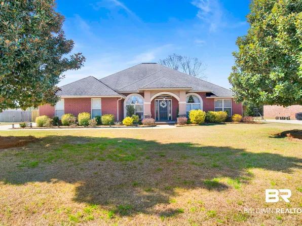 262 Royal Ln, Fairhope, AL 36532