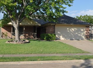 3424 7th St, Sachse, TX 75048