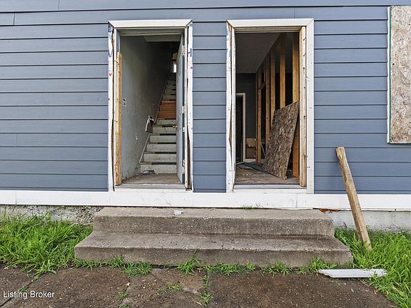 2nd image of 330 N 29th St