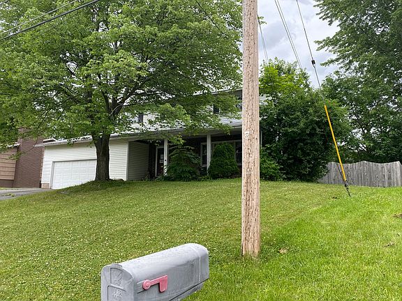 2nd image of 7522 Glencrest Ave