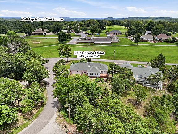 4th image of 21 La Costa Dr