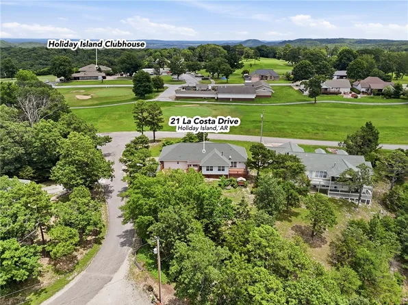 21 La Costa Dr, Holiday Island, AR 72631