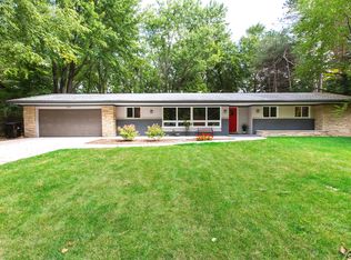 4209 Sherwood Ct, Midland, MI 48640