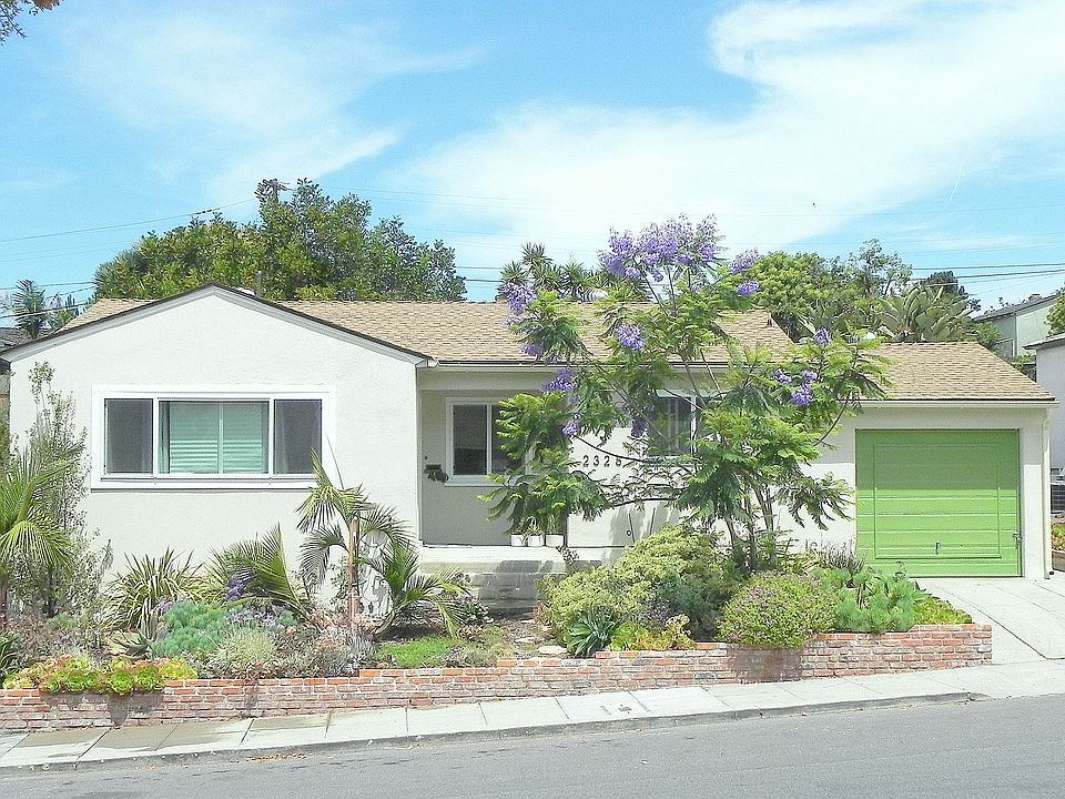 1st image of 2328 Poinsettia Dr
