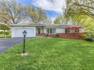 607 E 106th Ter, Kansas City, MO 64131