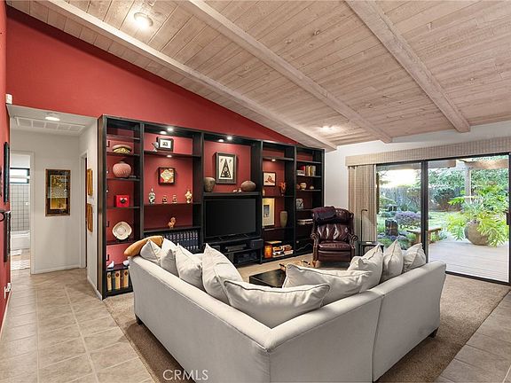 3rd image of 333 Stonebridge Dr