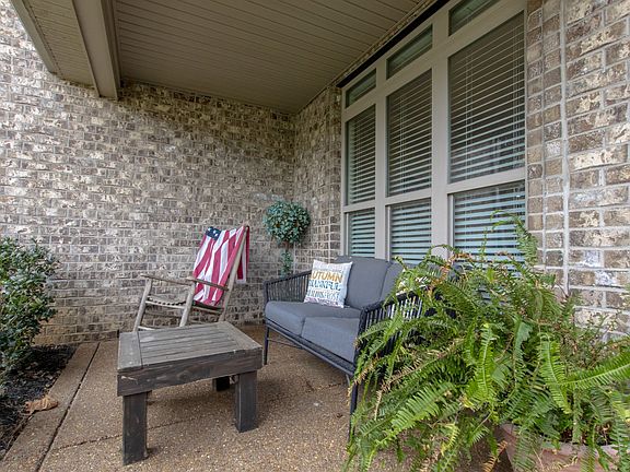 5th image of 2627 Pebblecreek Ln