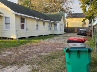 108 W Humble St, Baytown, TX 77520