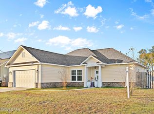 1008 E 10th St, Lynn Haven, FL 32444